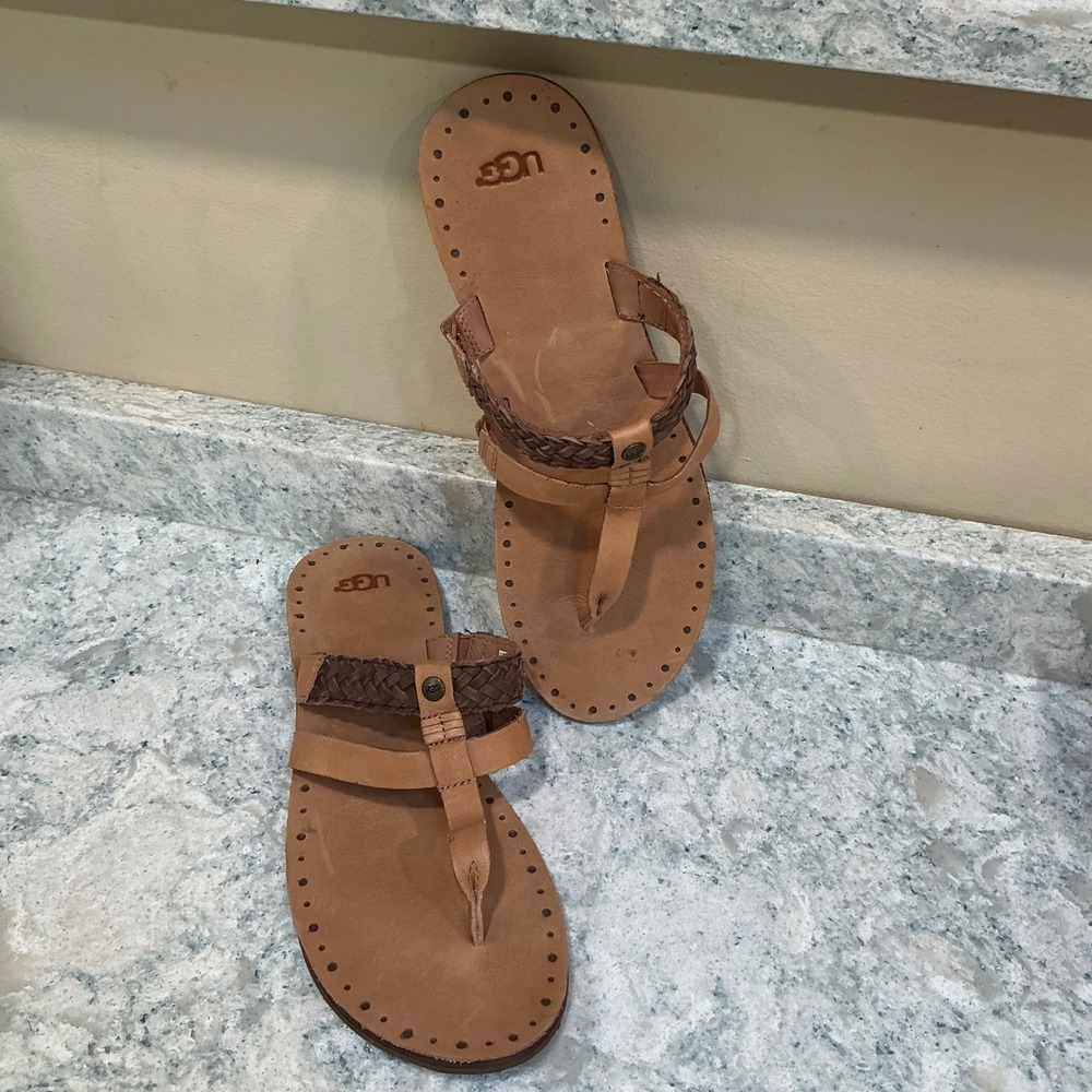 UGG Sandals Leather Thong Braided Strappy 10 Tan Brown Boho Flat Flip Flops